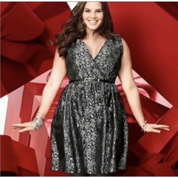 Lane Bryant Brocade Cocktail Party Dress 14 Black Silver Sleeveless V Neck EUC - Picture 2 of 10